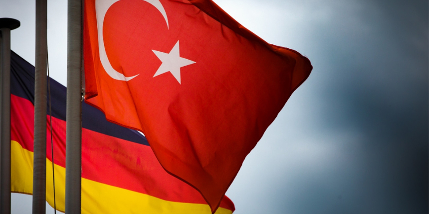 Alman vakfı raporu: Türkiye'deki muhalifleri fonlayın
