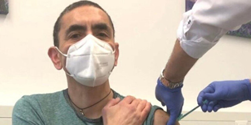 Uğur Şahin, 'Aşı yaptırmadı' diyenlere fotoğrafla yanıt verdi