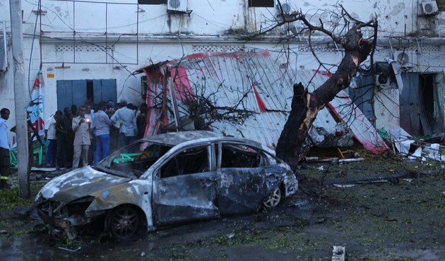Somali'de iki ayrı bombalı saldırı: 13 ölü