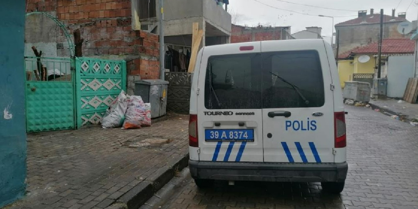 Tartıştığı annesinin üzerine kaynar su döktü!