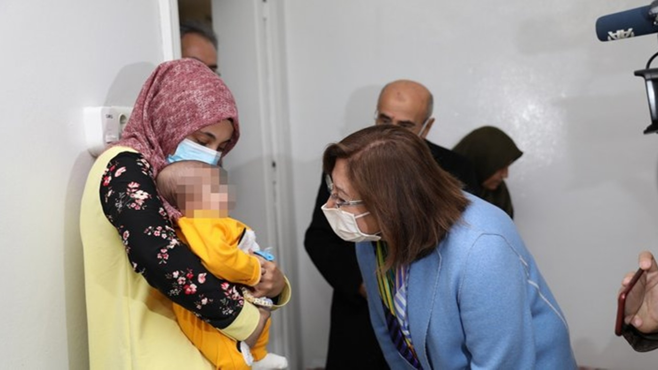 Fatma Şahin'den Cihan bebek ve annesine ev sözü