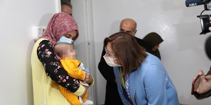 Fatma Şahin'den Cihan bebek ve annesine ev sözü