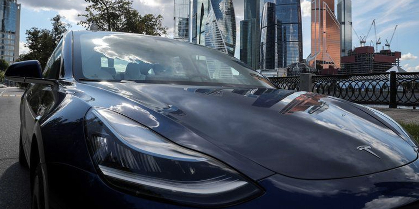 Ölümcül kaza sonrası Tesla'ya büyük şok: Fransız şirket filosundan çıkardı