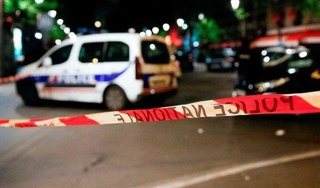 Paris'te tren garında terör alarmı
