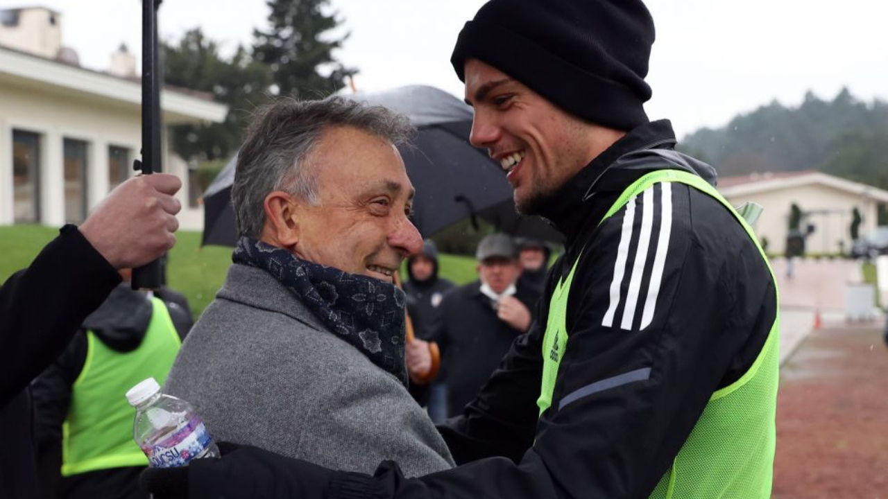 Beşiktaş'ta Fenerbahçe derbisi hazırlıkları... Başkan Çebi'den antrenmanda prim dopingi