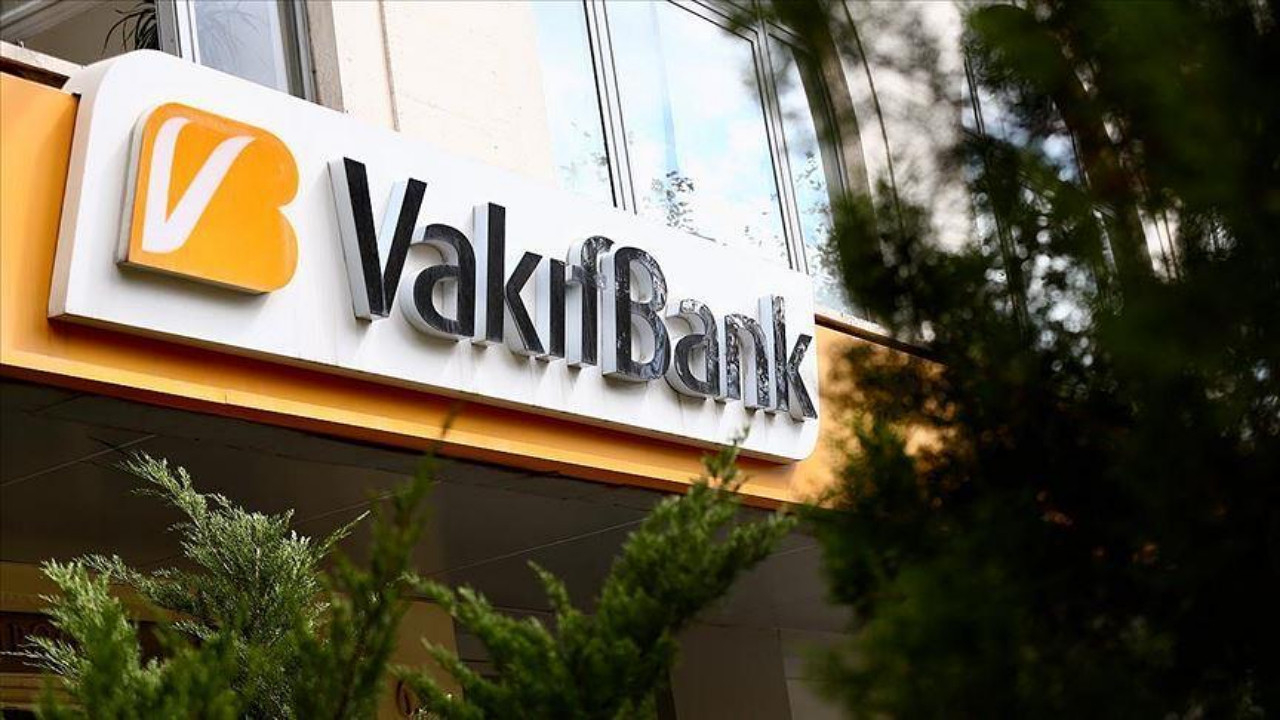 VakıfBank çöktü! Saatlerdir mobil uygulamaya girilemiyor!