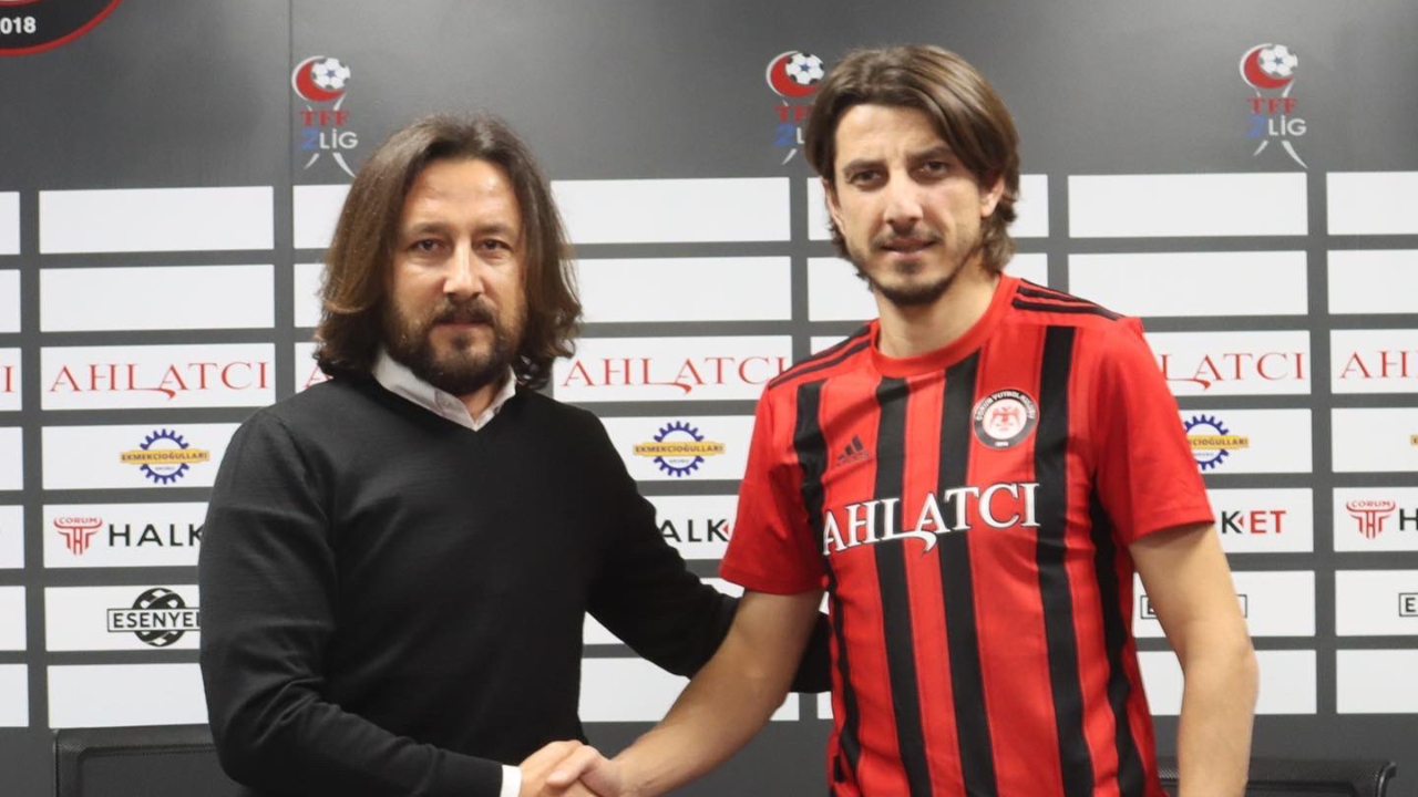 Çorumspor FK'dan Mehmet Akyüz hamlesi... TFF 2. Lig'de şampiyonluk mücadelesi kızışacak