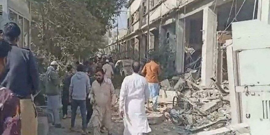 Pakistan'da korkunç patlama! 12 ölü, 12 yaralı var!