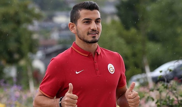 Galatasaraylı Emrah Başsan kulübüne veda etti
