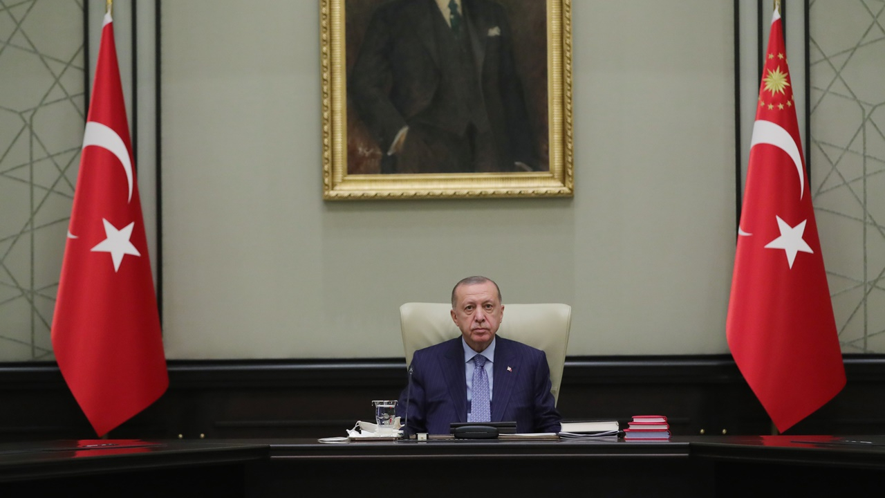 Gözler, memur ve emeklilere yapılacak zam oranında!