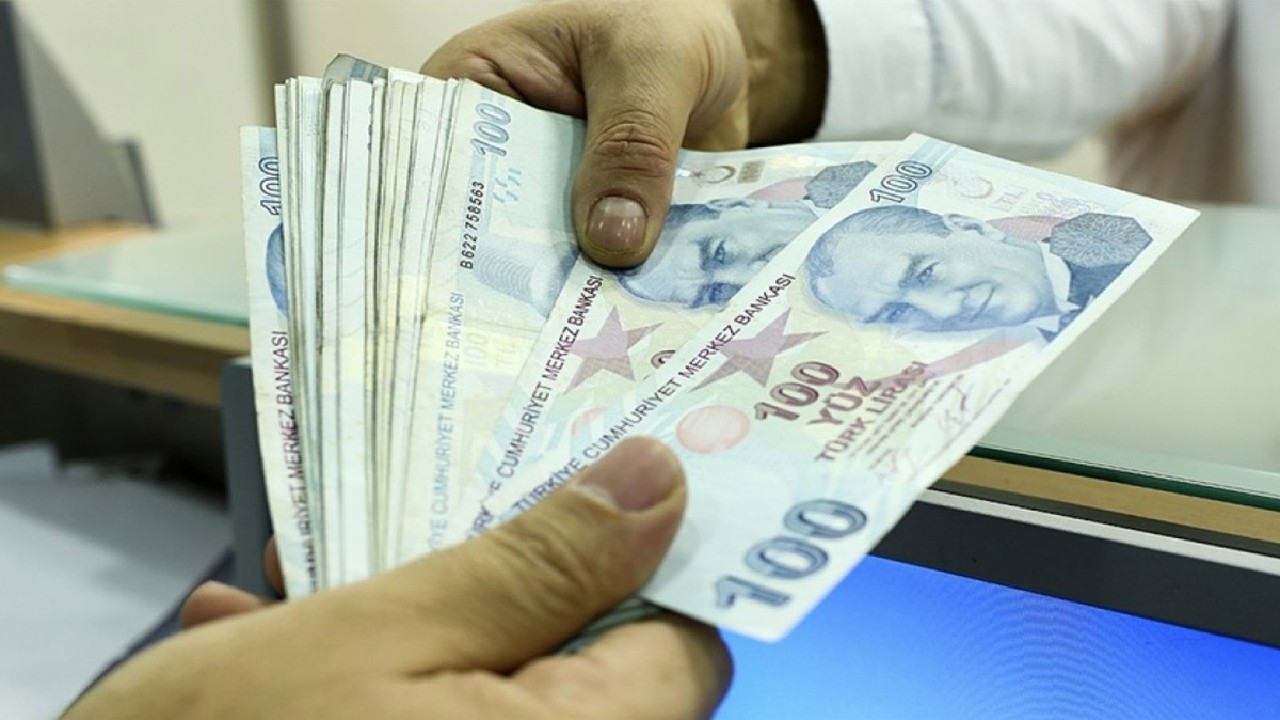 Emlak vergisine yüzde 18.1, özel iletişim vergisine yüzde 36.20 zam!