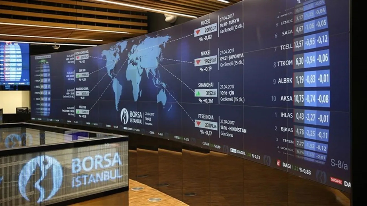 Borsa İstanbul'da satışlar hızlandı, işlemler durdu