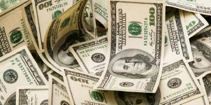 Dolar 18 lirayı geçerek rekor tazeledi!