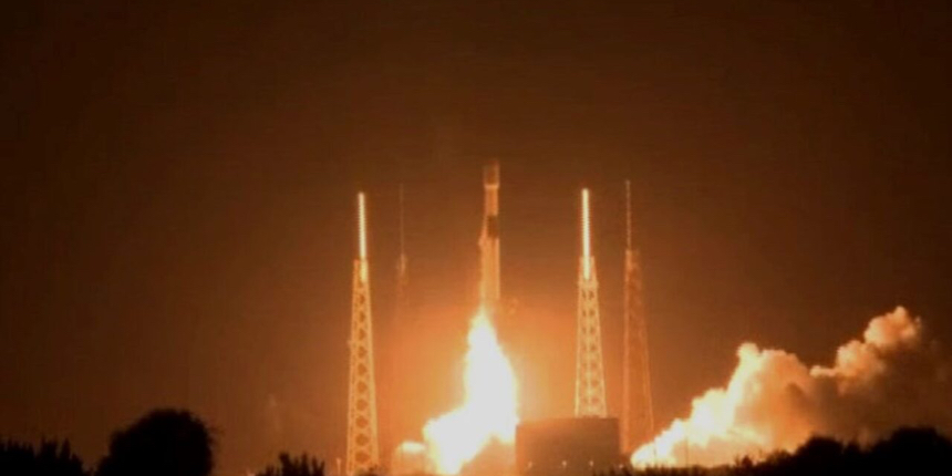 ABD'deki Türkler Türksat 5B uydusunu "su dökerek" uğurladı!