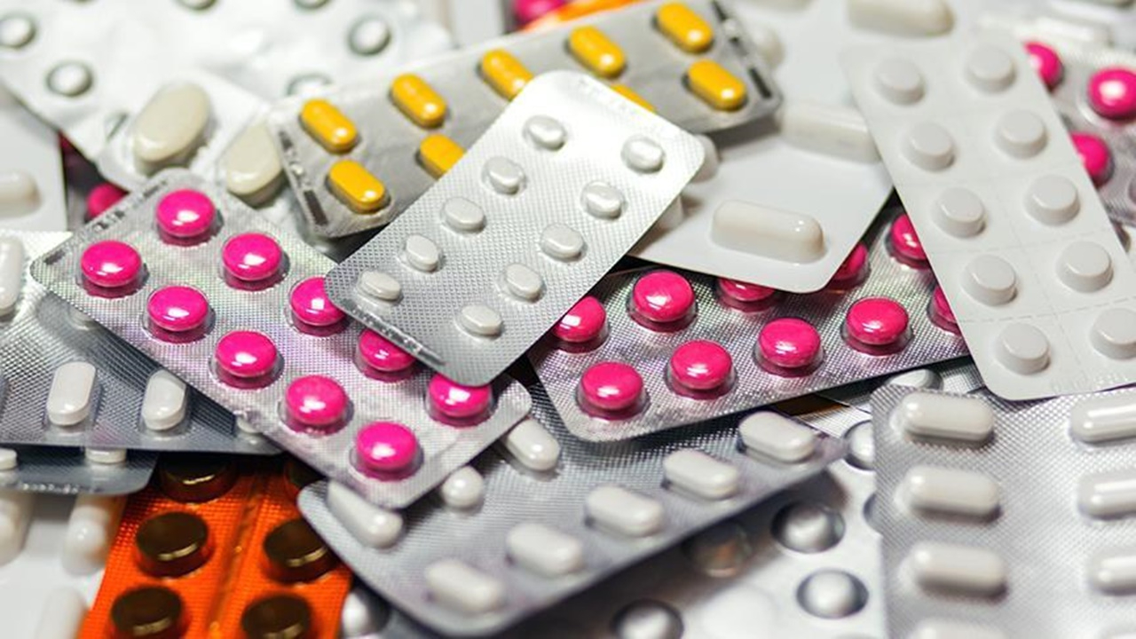 Sağlık Bakanlığı düğmeye bastı: İlaçlara fiyat düzenlemesi