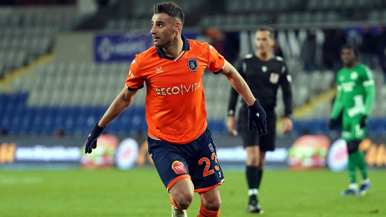 Medipol Başakşehir durdurulamıyor... Emre Belözoğlu'nun takımı Giresunspor karşısında 3 puanı 3 golle aldı