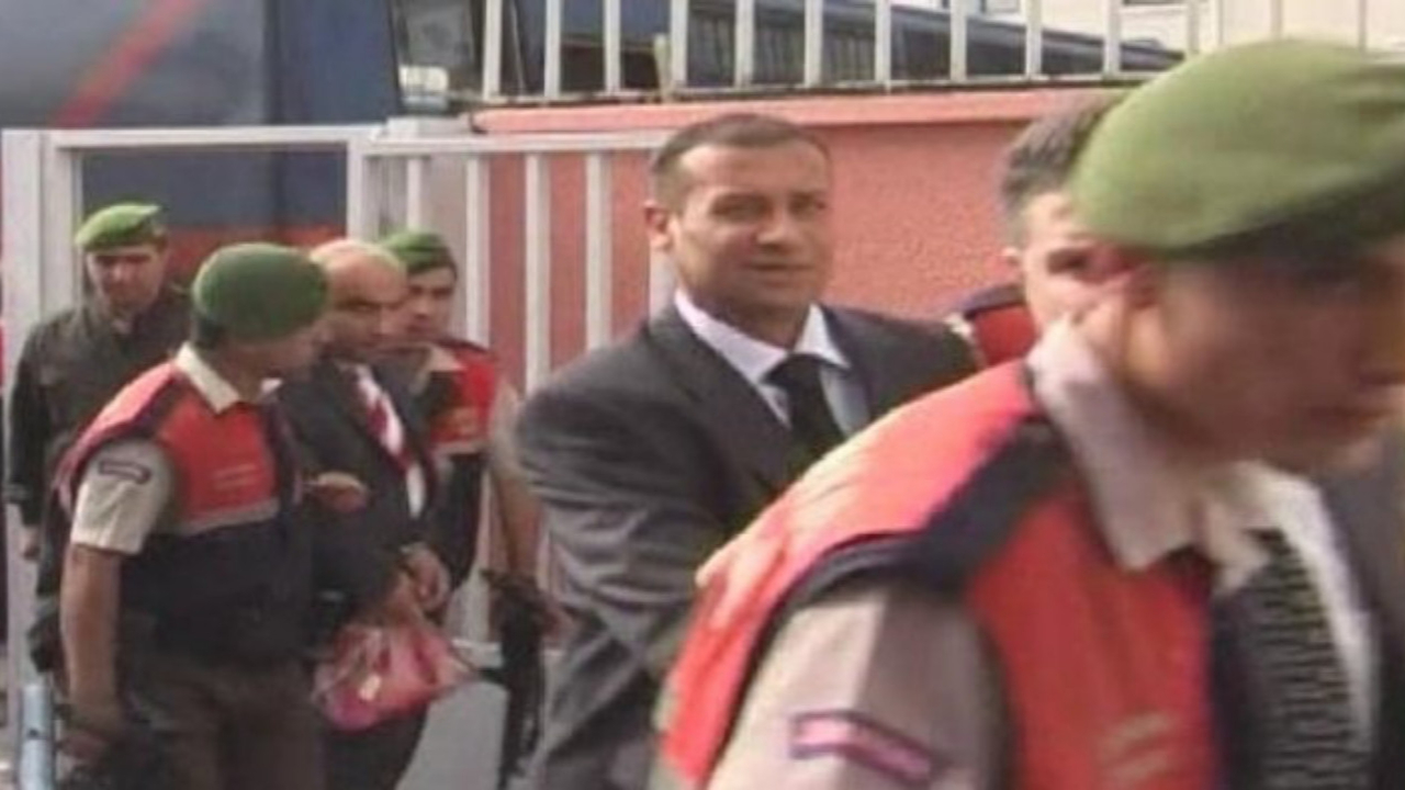 Susurluk davası hükümlüsü eski özel harekat polisi İstanbul'un göbeğinde öldürüldü!