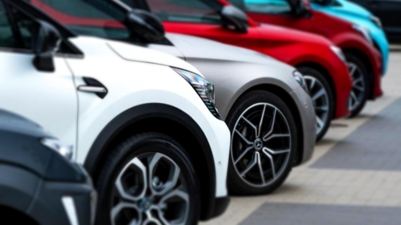 Renault, Dacia, Hyundai, Opel, Citroen ve Peugeot... Çakılan dolar sonrası markalar indirim yarışına girdi!