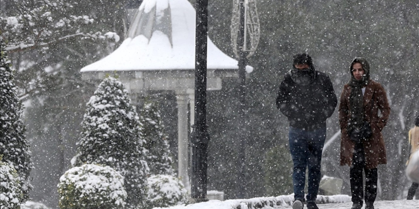 Meteoroloji'den 3 bölgeye kar uyarısı! Buzlanma ve don olayına dikkat!