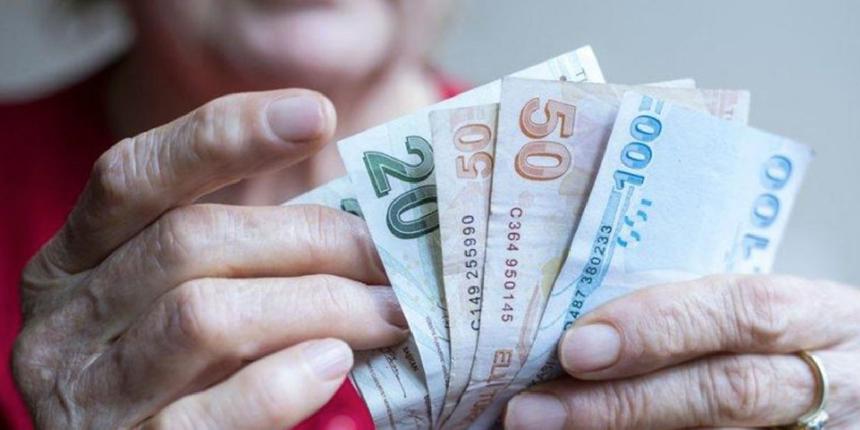 Emeklilere çift zam müjdesi! Canlı yayında rakam verdi