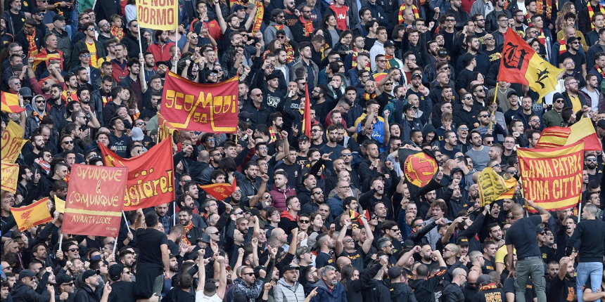 Koronavirüs salgını futbolu vurmaya devam ediyor: İtalya Serie B'de maçlar ertelendi