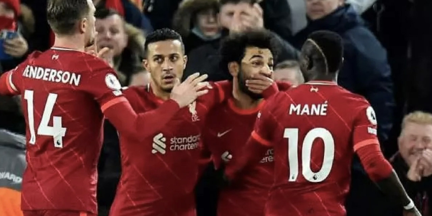 Premier Lig 'devam' kararı aldı ama 2 maç daha ertelendi