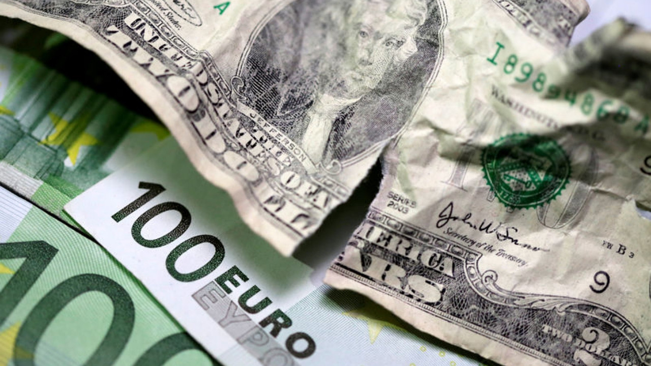 Dolar erimeye devam ediyor! 11 TL seviyelerinde... İşte 24 Aralık Cuma dolar kuru son durum...