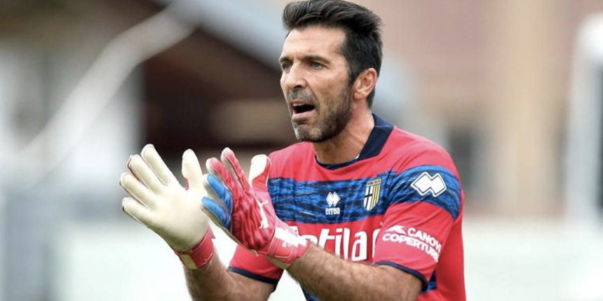 44 yaşındaki Buffon'un emekli olmaya niyeti yok: Meksika'da ya da ABD'de oynamak istiyor