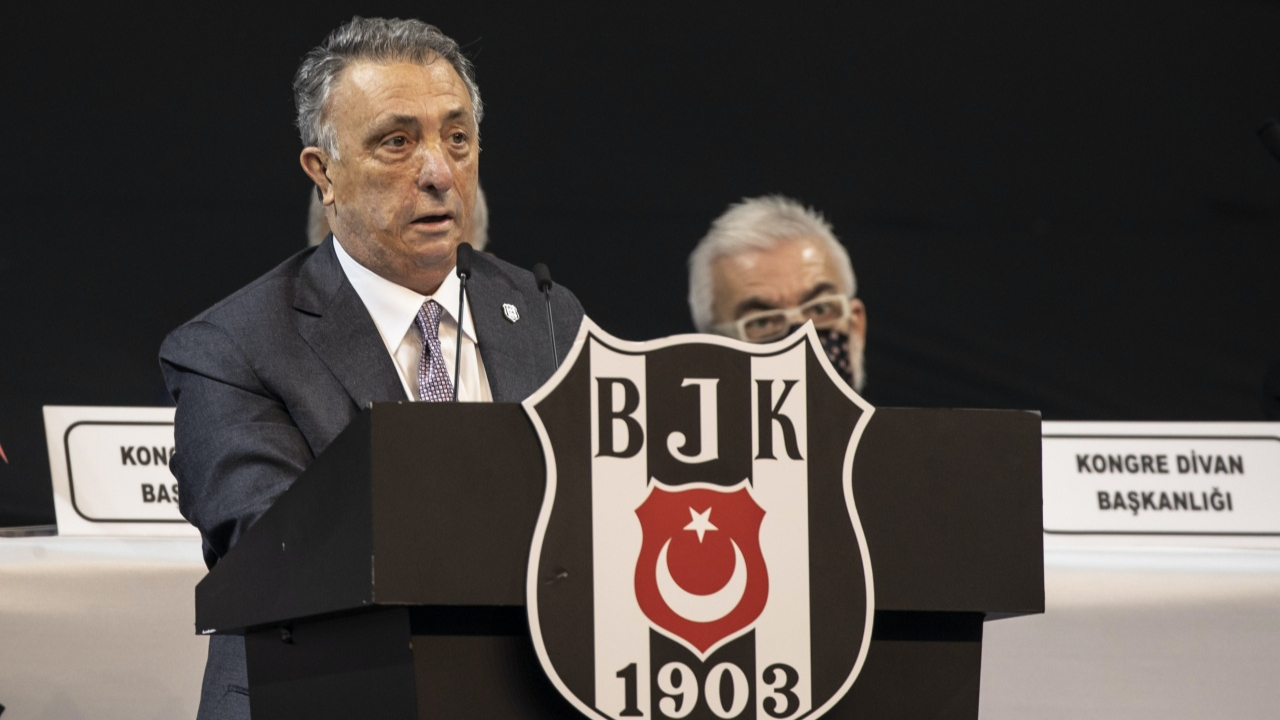 Ahmet Nur Çebi'den Beşiktaş Genel Kurulu'nda tarihi konuşma... "KPMG raporu boynumuzun borcuydu"