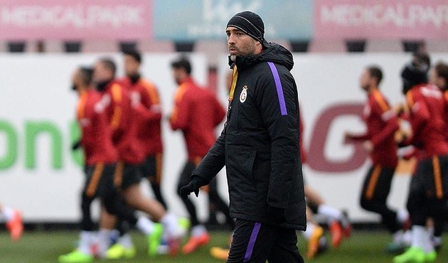 Tudor o futbolcunun biletini kesti: Onunla asla devam edemem