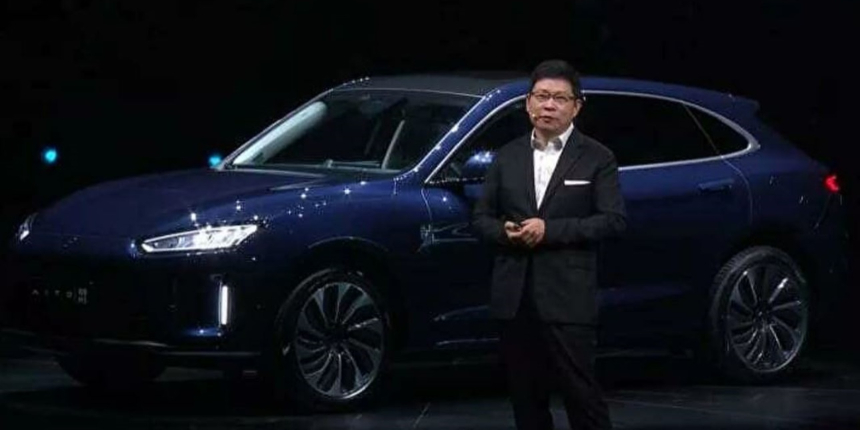 Huawei, ilk elektrikli otomobilini piyasaya sürdü