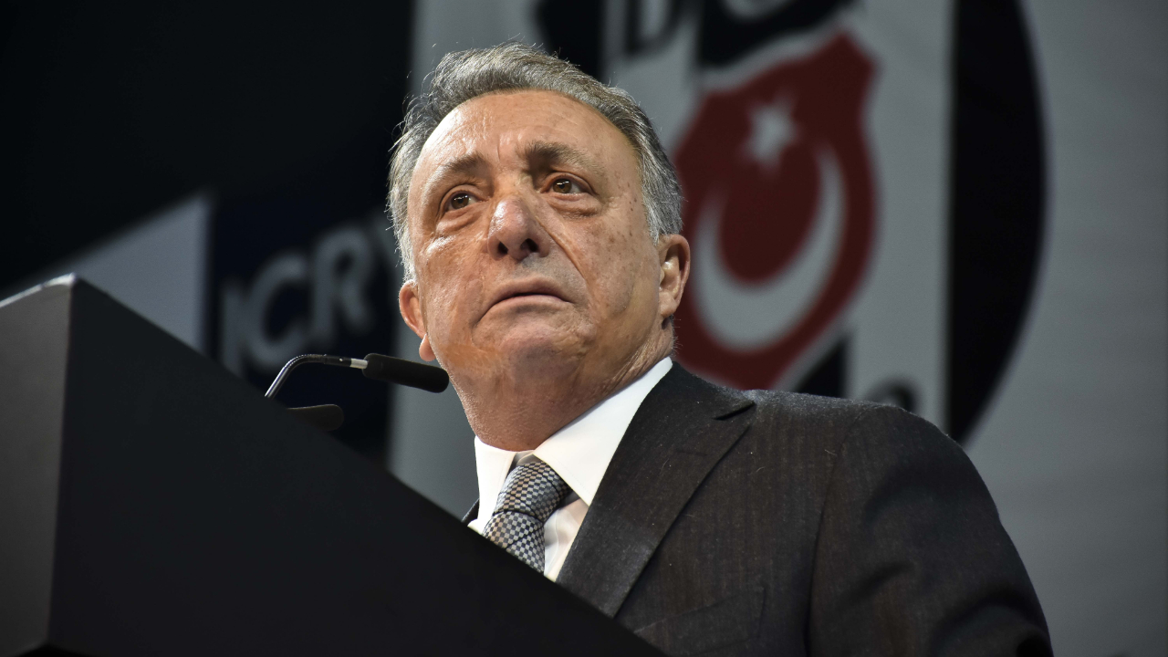 Beşiktaş'ta Ahmet Nur Çebi yönetimi ibra edildi... Gergin Genel Kurul sona erdi