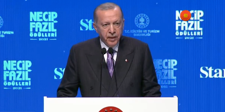 Cumhurbaşkanı Erdoğan: Necip Fazıl Ödülleri üstadın davasına bağlı kaldığımızın göstergesidir