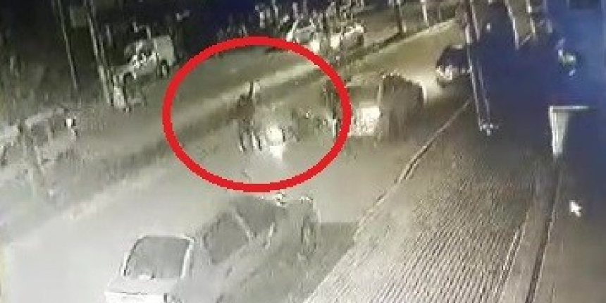Genç kadın kuryeyi, acımasızca böyle darp ettiler!