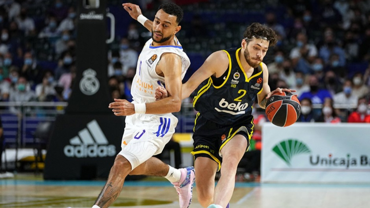 Fenerbahçe Beko-Real Madrid maçına koronavirüs engeli... İspanyol takımında 8 vaka birden!