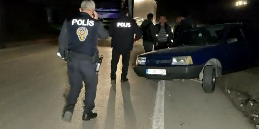 Araç kullanırken kalp krizi geçirip kaza yaptı, kurtarılamadı!