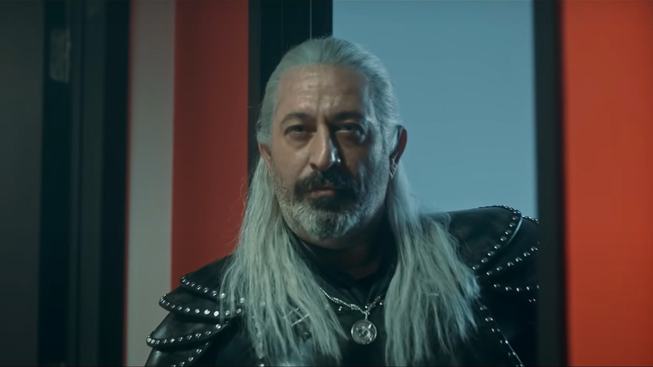 Netflix, Cem Yılmaz'ın Diamond Elite Platinum Plus gösterisinden tanıtımını yayınladı