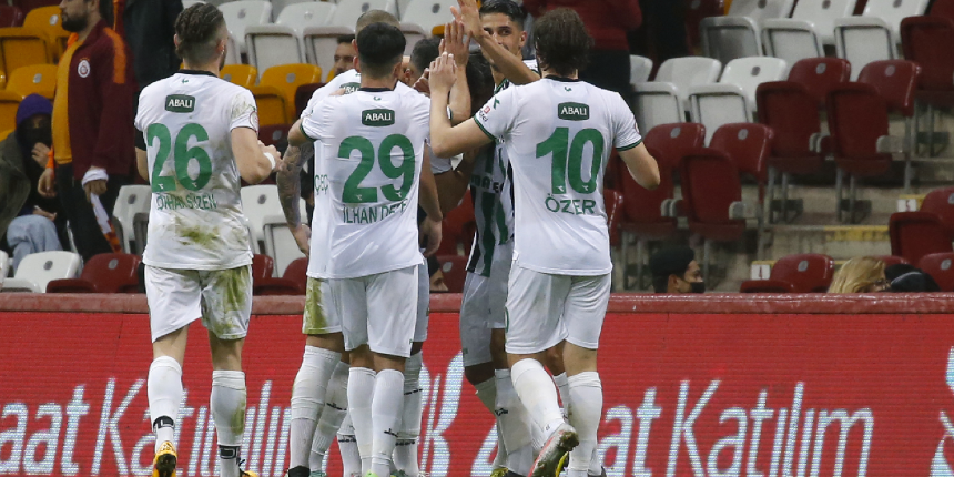 Galatasaray 2021'in son maçında Türkiye kupasından elendi! Galatasaray 8-9 Denizlispor