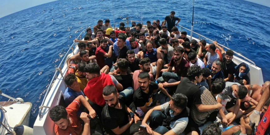 Kabus bitmiyor: Urla'da göçmen teknesi faciası!