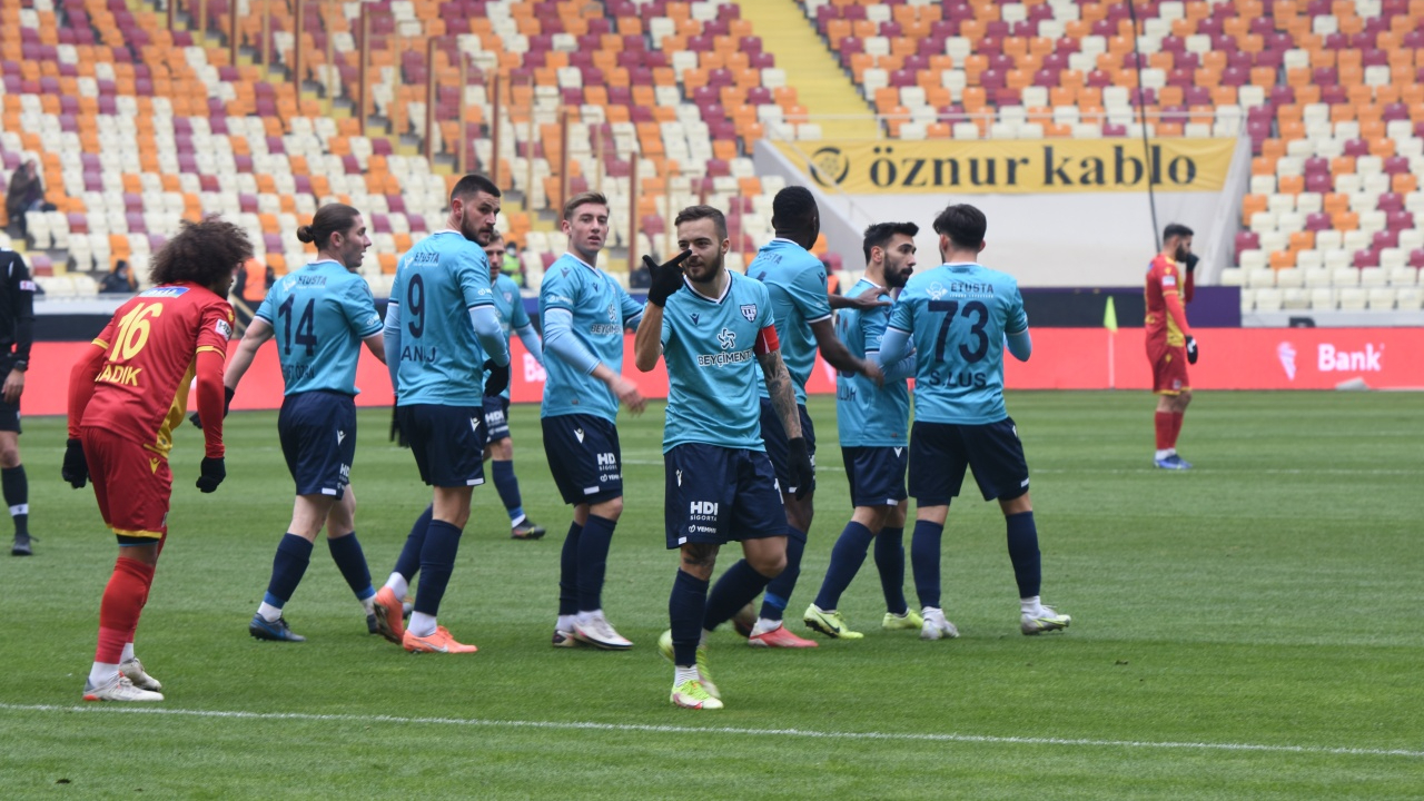 Yeni Malatyaspor Ziraat Türkiye Kupası'ndan da elendi! Bandırmaspor'dan deplasman zaferi...