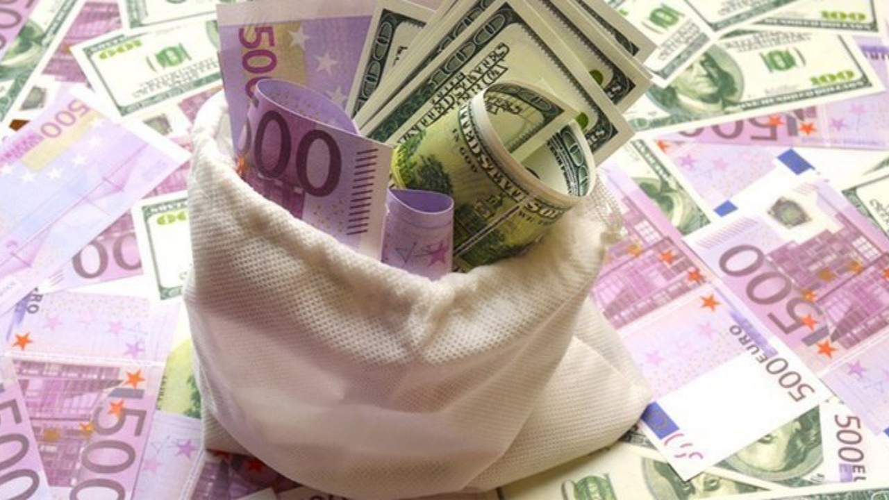 Dolar  yeniden yükselişe geçti! 13 TL sınırına dayandı!