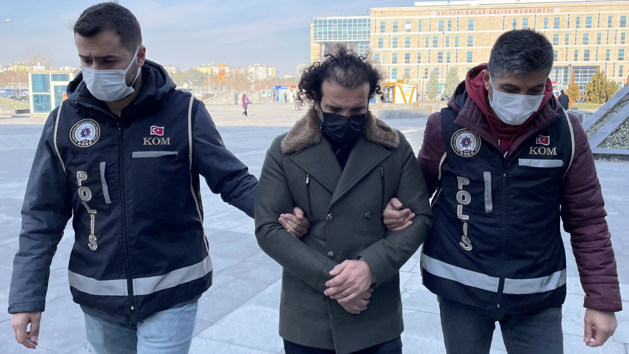 "Futbolda şike" soruşturmasını başlatan raporu kaleme alan o polis tutuklandı