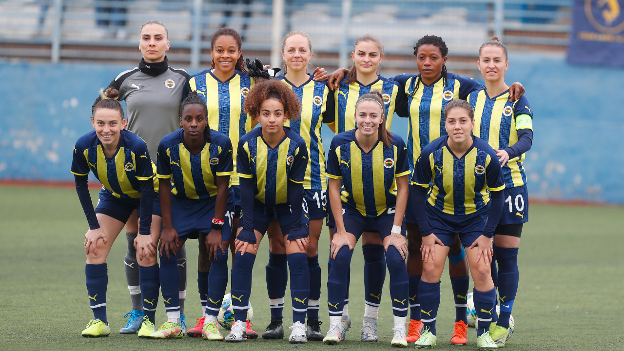 Fenerbahçe Kadın Futbol Takımı'nda 12 Kovid-19 vakası tespit edildi