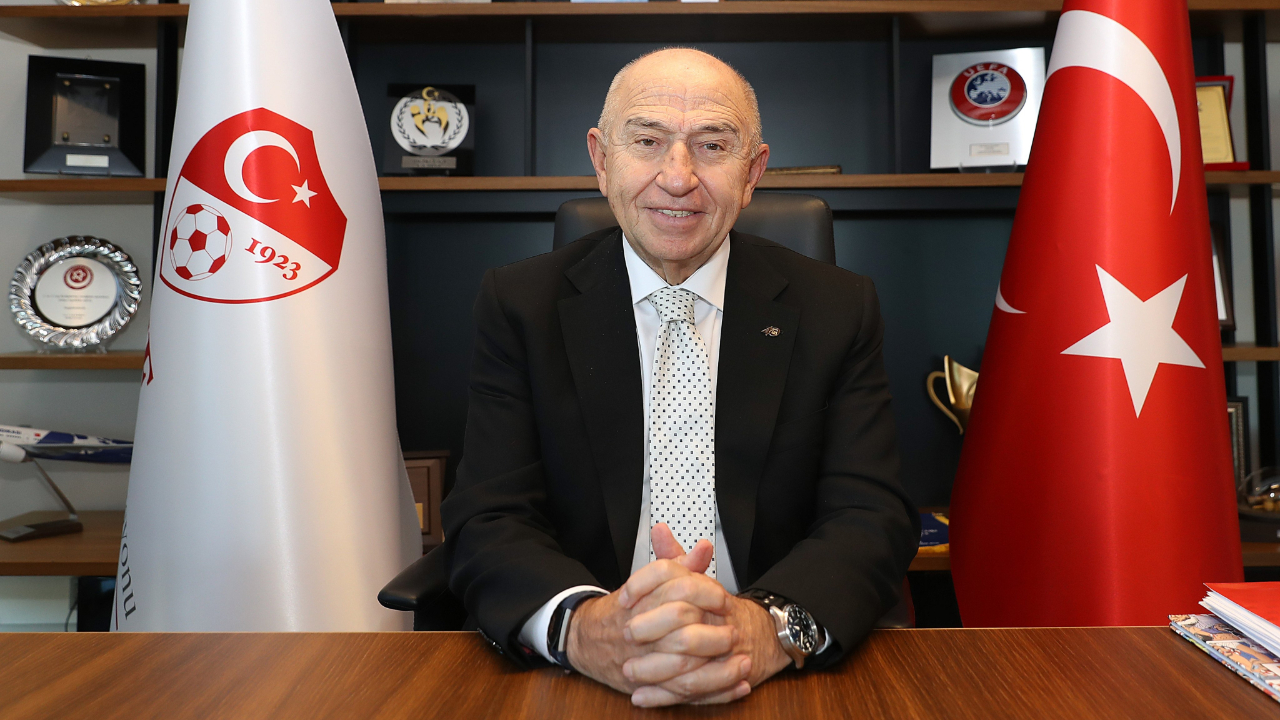 Türkiye Futbol Federasyonu Başkanı Nihat Özdemir'den yeni yıl mesajı