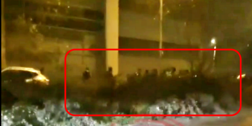 Bir TIR dolusu düzensiz göçmeni şehrin ortasına bıraktılar!
