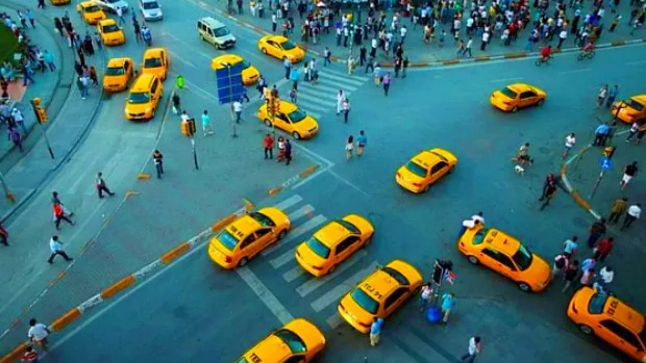 Bakanlık, fahiş fiyat uygulayan taksicilere karşı düğmeye bastı!