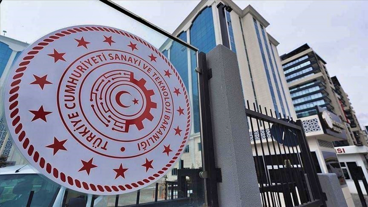 Türkiye'nin sanayi ve teknoloji stratejilerine yönelik yol haritaları hazırlandı