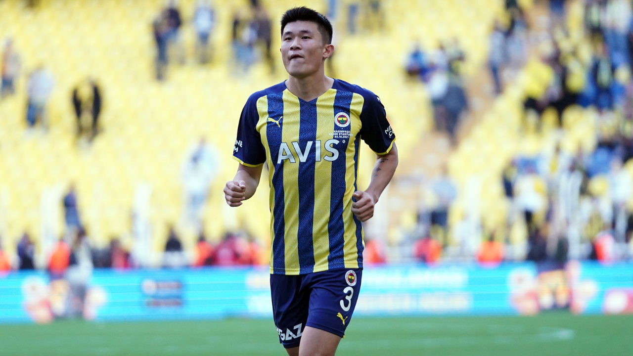 Kim Min-Jae'ye Napoli kancası... Serie A devi Fenerbahçe'nin Güney Koreli stoperi için nabız yokluyor