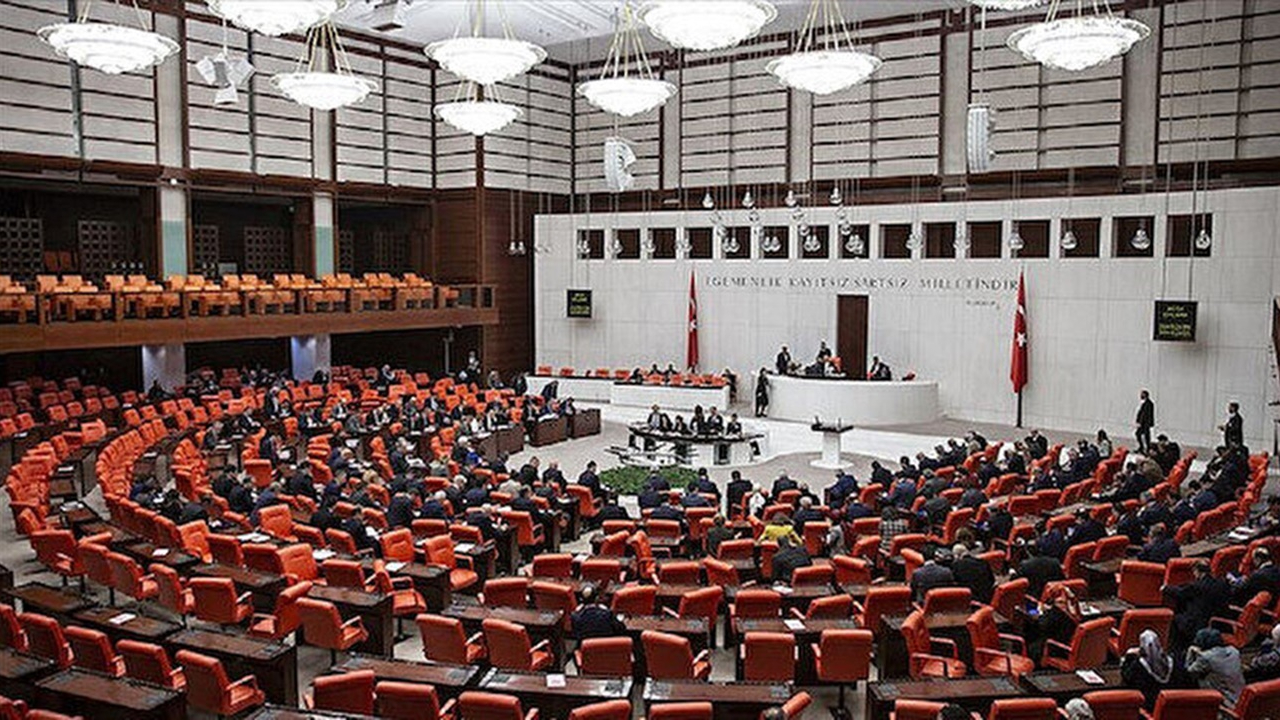 AK Parti'nin hazırladığı ekonomi paketi Meclis'te: Doğalgaza kademeli tarife geliyor
