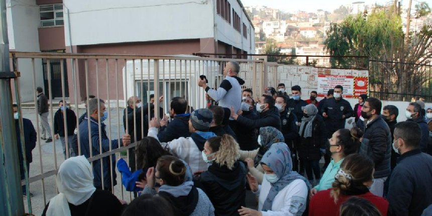 İzmir'de öğrencilere taciz iddiasında yeni gelişme: İdari soruşturma başlatıldı